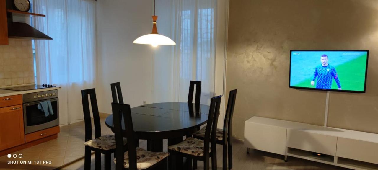 Apartman R&R,3 Room Apartman In The Center Σίμπενικ Εξωτερικό φωτογραφία